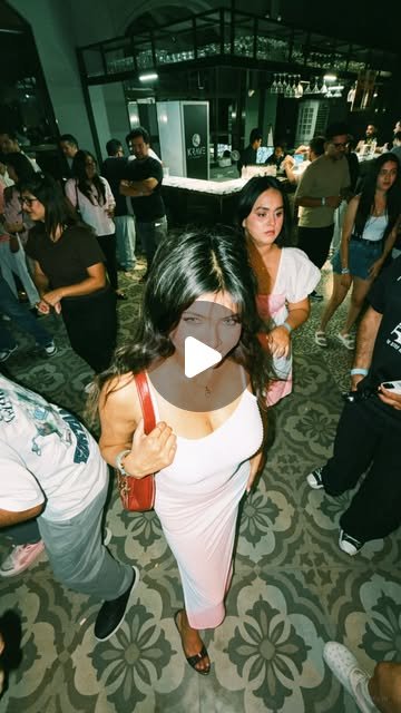 Reel 04 thumbnail